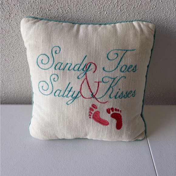 Coastal Decor Throw Pillows 3 Sizes Decor Starfish Beach Ocean‎ Embroidered - Picture 12 of 16